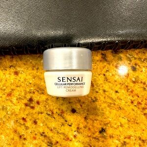 Cellular Performance Lift Remodelling Cream - White